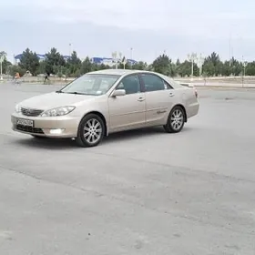 Toyota Camry 2003