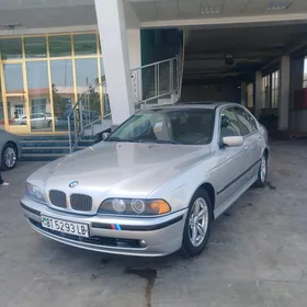 BMW E39 2003