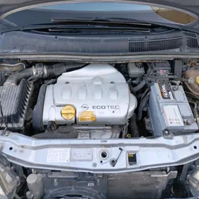 Opel Zafira 2003