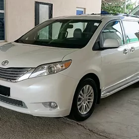 Toyota Sienna 2017