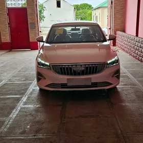 Geely Emgrand 2025