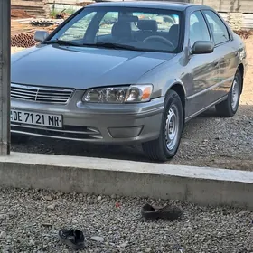 Toyota Camry 1999