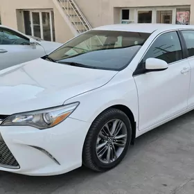 Toyota Camry 2016