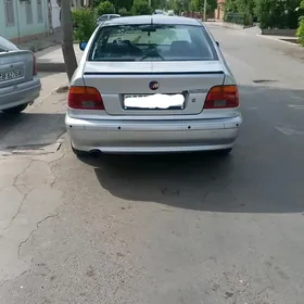 BMW 525 2001