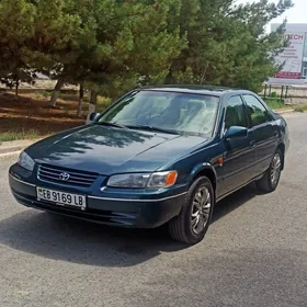 Toyota Camry 1998