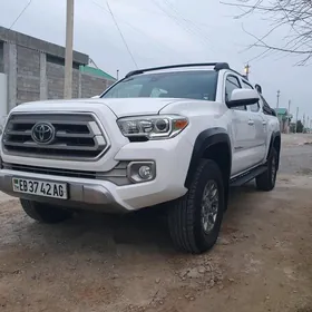 Toyota Tacoma 2021