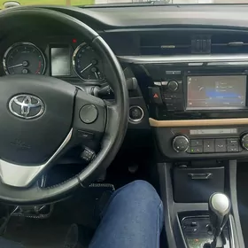 Toyota Corolla 2014