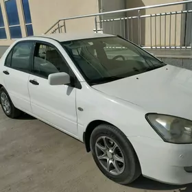 Mitsubishi Lancer 2004