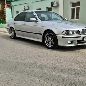 BMW E39 2002