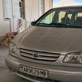 Toyota Sienna 2002