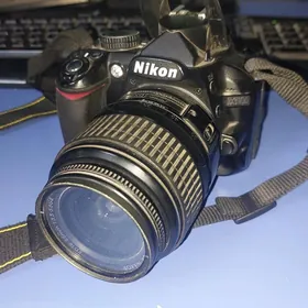 Nikon 3100