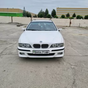 BMW E39 2002