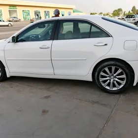 Toyota Camry 2010