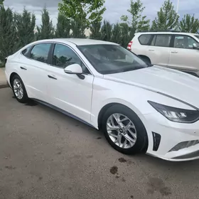 Hyundai Sonata 2020