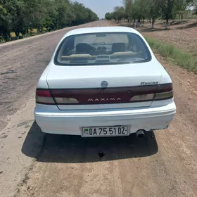 Nissan Maxima 1997