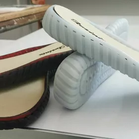 Gündelik aýakgap üçin podoş.