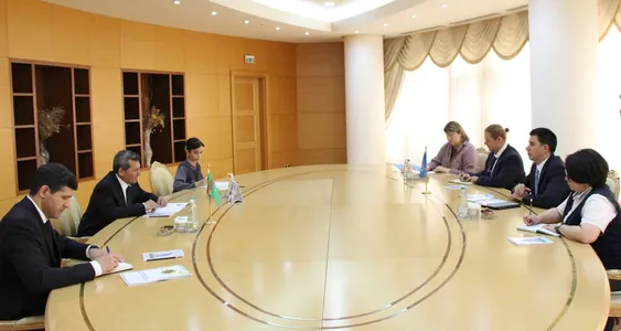 Туркменистан и ООН согласовали планы в сфере молодёжной политики