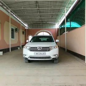 Toyota Highlander 2012