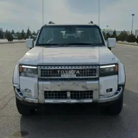 Toyota Land Cruiser Prado 2025