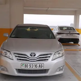 Toyota Camry 2010
