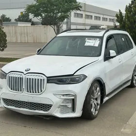 BMW X7 2022