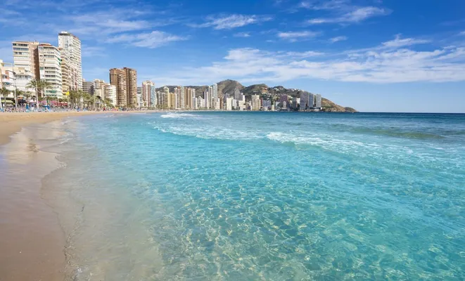 Ispaniýanyň Benidorm şäherindäki Lewante kenary Ýewropada iň arassa kenar boldy