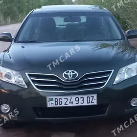 Toyota Camry 2011