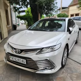 Toyota Camry 2022