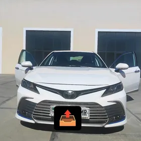 Toyota Camry 2020