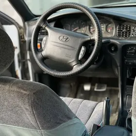 Hyundai Sonata 1997