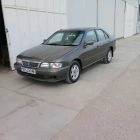 Nissan Sunny 1999