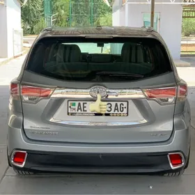 Toyota Highlander 2014