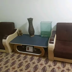 diwan kreslo žurnalnyý stol