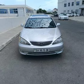 Toyota Camry 2004