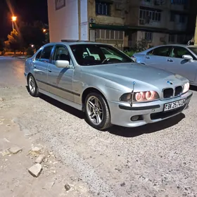 BMW E39 1998