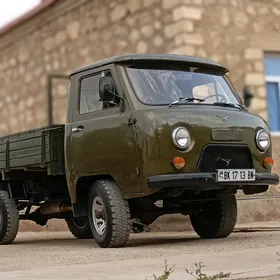 UAZ 452 1984