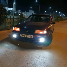 Opel Vectra 1992