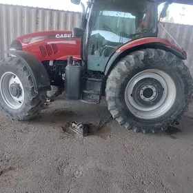 Case STX325 Accusteer 2016