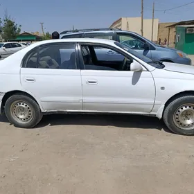 Toyota Corona 1992