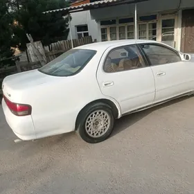 Toyota Cresta 1993