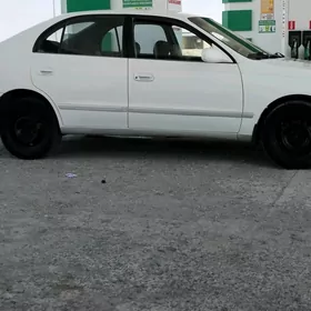Toyota Corona 1996