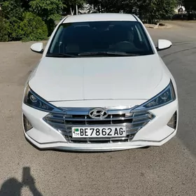 Hyundai Elantra 2019