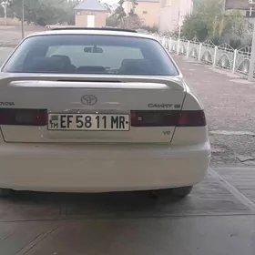 Toyota Camry 1999