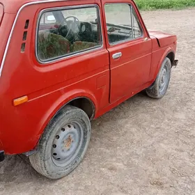 Lada Niva 1986