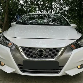Nissan Versa 2021