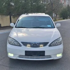 Toyota Camry 2005