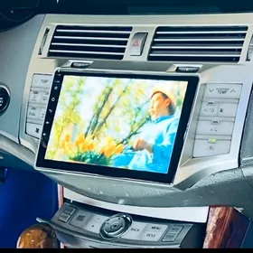 TiTANiC AVALON Android tv
