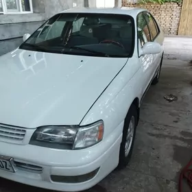 Toyota Corona 1995
