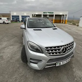 Mercedes-Benz ML350 2013