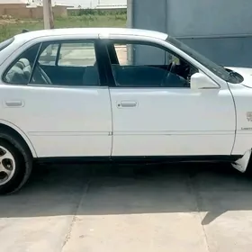 Toyota Camry 1992